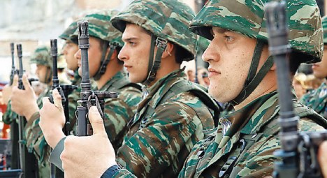 Καταργείται η θητεία σε Αεροπορία και Ναυτικό