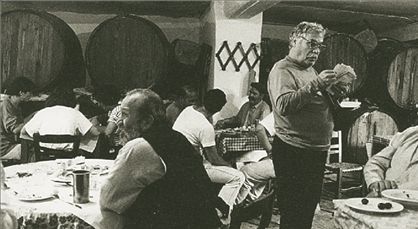 Η παλιά ταβέρνα… αντιστέκεται στο γκουρμέ