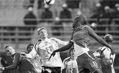 Γκολ με…  το δελτίο