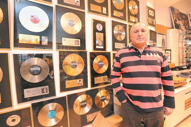 «Δεν μπορείς να γράψεις αν δεν έχεις πονέσει»