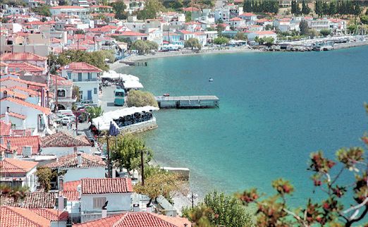 Η Λίμνη των εκπλήξεων