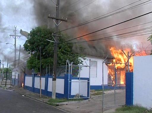 «Πόλεμος» από συμμορία ναρκωτικών στη Τζαμάικα