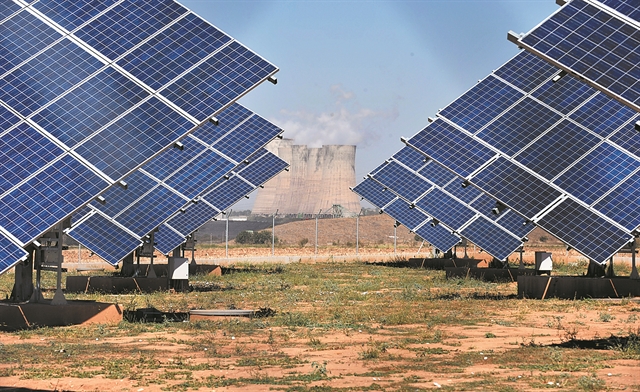 Καταπατήσεις γης από επενδυτές