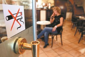 Το κάπνισμα βλάπτει και το περιβάλλον