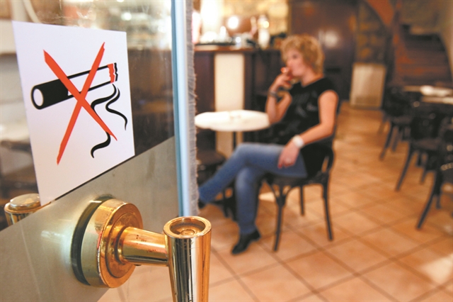 Το κάπνισμα βλάπτει και το περιβάλλον