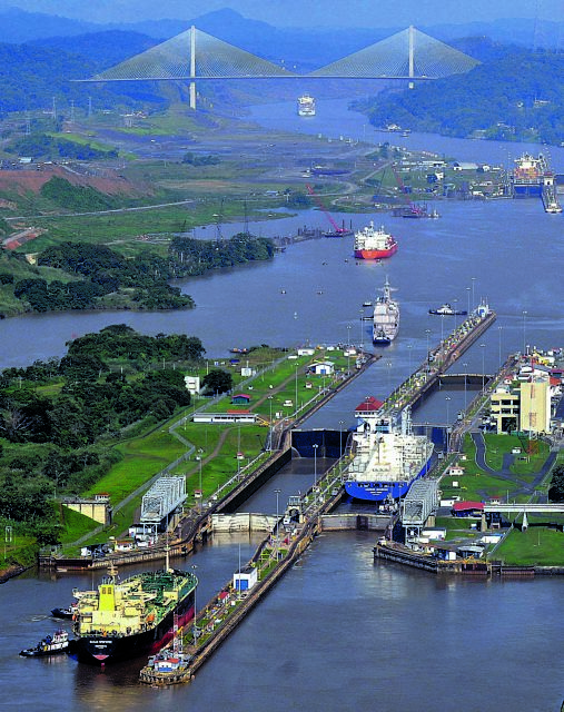 Αγγιξε τα 4 εκατ. δολ. το κόστος διέλευσης ενός πλοίου