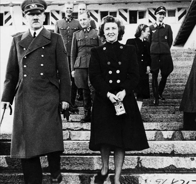 Γυναίκες δηλητήριο  δίπλα στους δικτάτορες