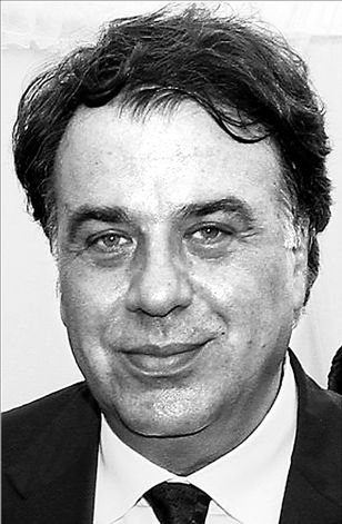 Ο οικοδεσπότης των απεργών πείνας