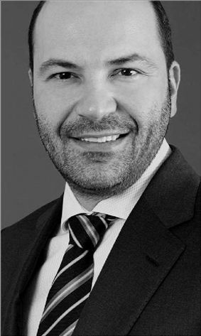 «Συνδέει» πέντε εκατοµµύρια Πολωνούς