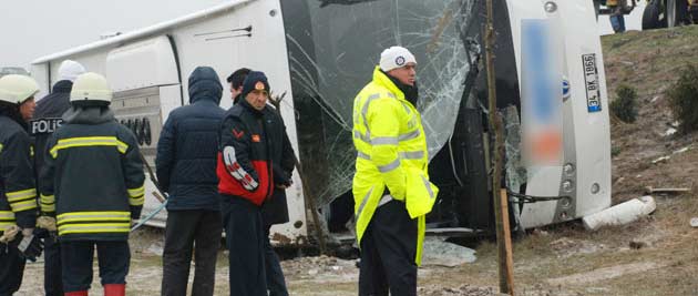 Τέσσερις Έλληνες νεκροί σε δυστύχημα με τουρκικό λεωφορείο