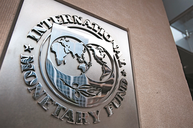 Κίνδυνος τα αναδρομικά, κόψτε το αφορολόγητο