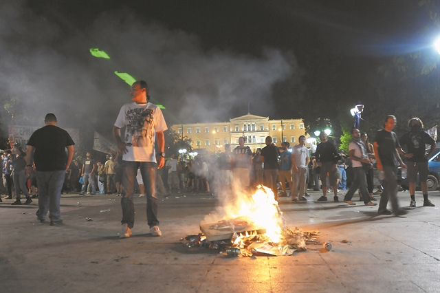 Δέκα χρόνια κομμάτια