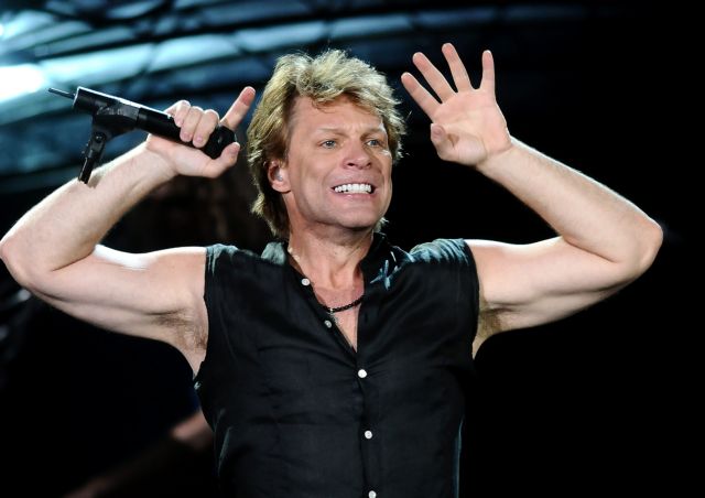 Αποθέωση των Bon Jovi σε μια μαγική βραδιά στο κατάμεστο ΟΑΚΑ