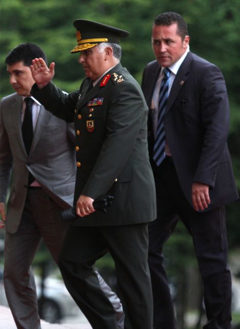 Έντονη αντιπαράθεση μεταξύ κυβέρνησης και στρατού στην Τουρκία