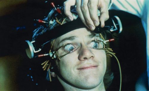 «Κουρδιστό πορτοκάλι» με μουσική και τραγούδι