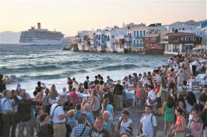 Αλλαγή παραδείγματος σε νησιά και μεγαλουπόλεις