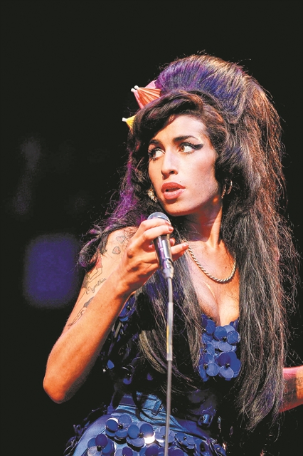 Η διαχρονική γοητεία της Amy Winehouse