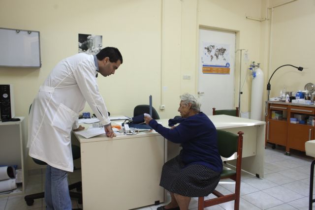 Η κρίση στέλνει τους Ελληνες στους… Γιατρούς του Κόσμου