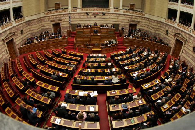 Με 153 βουλευτές η ψήφος εμπιστοσύνης στην κυβέρνηση Παπανδρέου