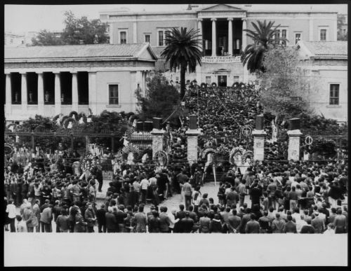 Πολυτεχνείο 1973: Σκηνές και μνήμες που συγκλονίζουν