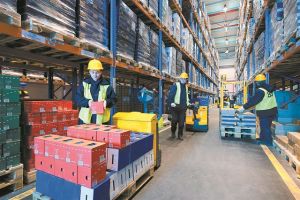 8.250 θέσεις εργασίας μέσω δύο προγραμμάτων κατάρτισης