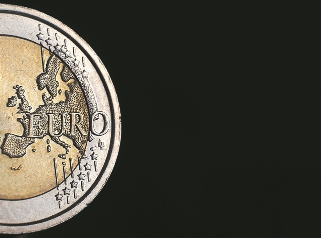 Νέα έξοδος στις αγορές με ιστορικά χαμηλά επιτόκια