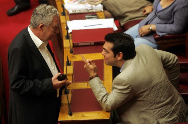Ρεύμα στήριξης από καλλιτέχνες | tanea.gr Ρεύμα στήριξης από καλλιτέχνες | tanea.gr