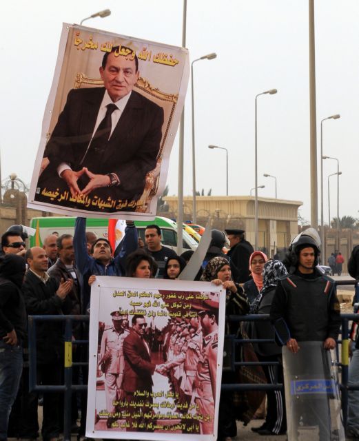 Την εσχάτη των ποινών ζητά η Εισαγγελία για τον Χόσνι Μουμπάρακ