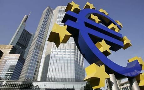 Την υποβάθμιση του μηχανισμού στήριξης της ευρωζώνης εξετάζει η Standard & Poor’s