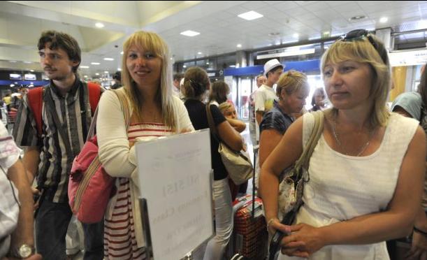 Ανοδο 8,65% κατέγραψαν οι αεροπορικές αφίξεις τουριστών το 2011