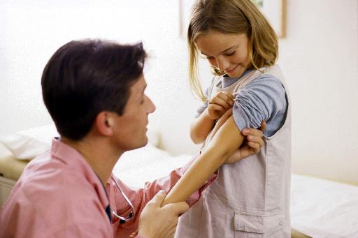 Παιδιά και έφηβοι κάνουν θεραπεία για να αλλάξουν φύλο