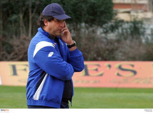 Ντεμόλ: «Μού ζήτησαν να στήσω αγώνα»