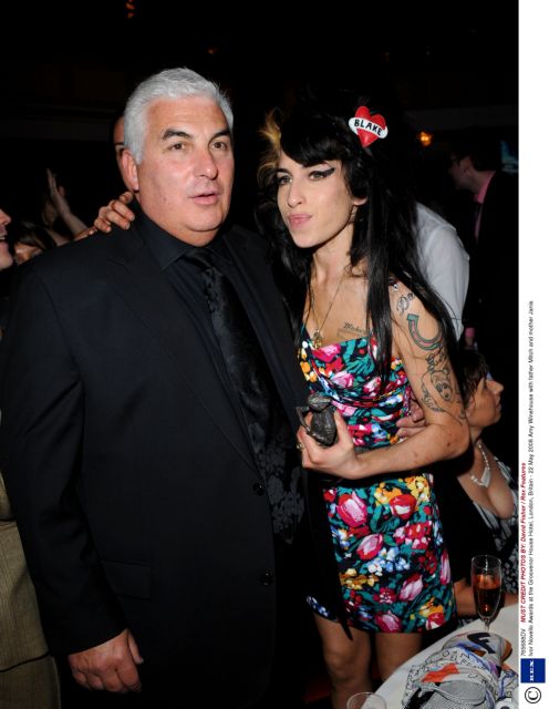 Στους γονείς της ολόκληρη 
η περιουσία της Εϊμι Γουάινχαουζ