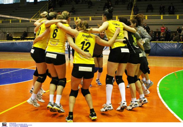 Βόλει γυναικών: Πρωταθλήτρια η ΑΕΚ