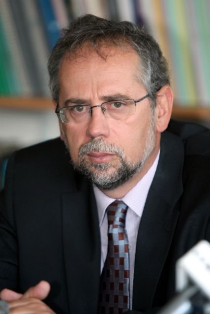 Επιβεβλημένη η επανακατάθεση της ρύθμισης για τα υπερχρεωμένα νοικοκυριά