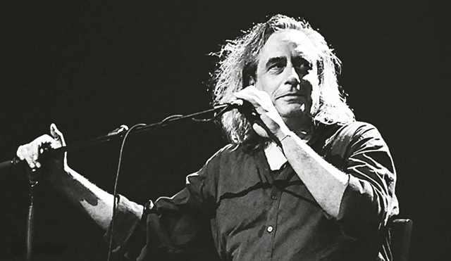 Στα όρη, στ’ άγρια βουνά