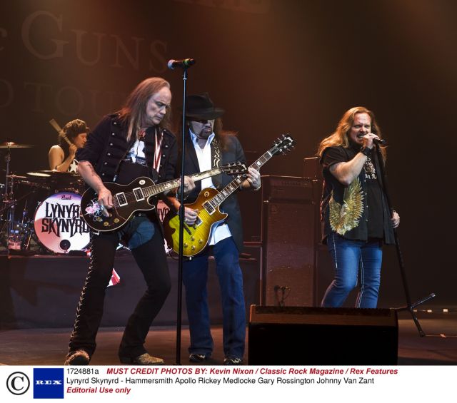 «Αφήστε τις έγνοιες στο σπίτι»