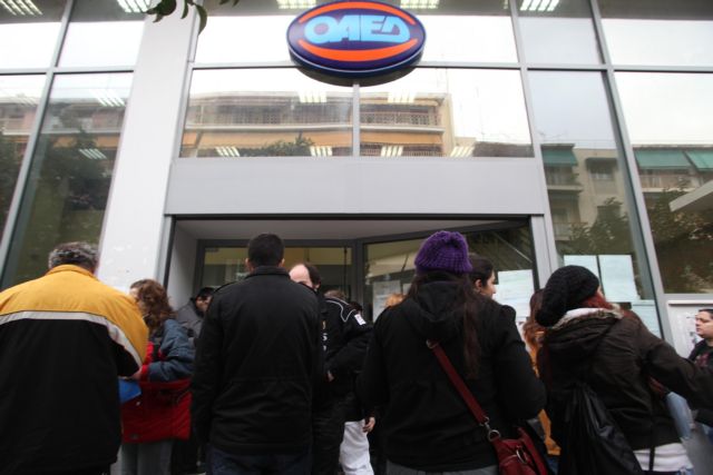 Κατά 8,7% αυξήθηκαν οι άνεργοι, 20.000 οι άστεγοι στην Ελλάδα
