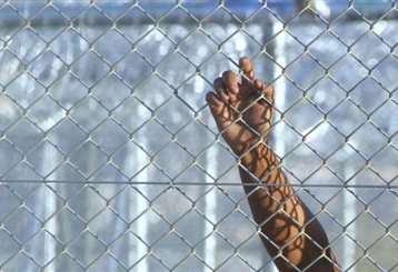 Στυλιανίδης: «Θα προχωρήσει» το σχέδιο για τους χώρους κράτησης