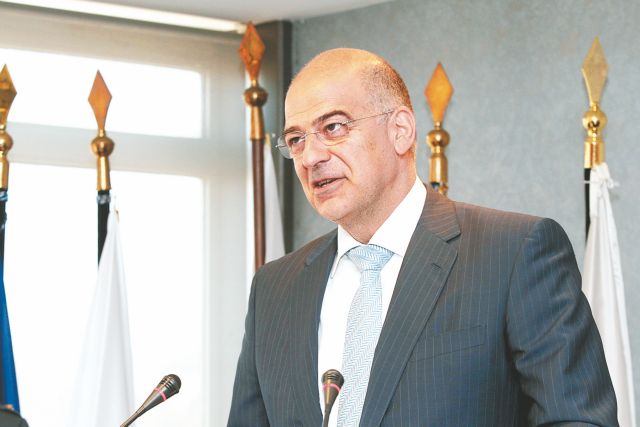 Δένδιας: Μετακινούνται 1.800 συνοριοφύλακες στον Εβρο