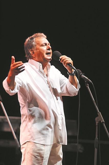 «Με το τραγούδι έκανα τη ζωή μου σημαντική»