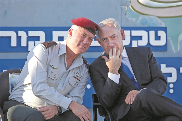 Αρχισε το μεγάλο παζάρι για σχηματισμό κυβέρνησης