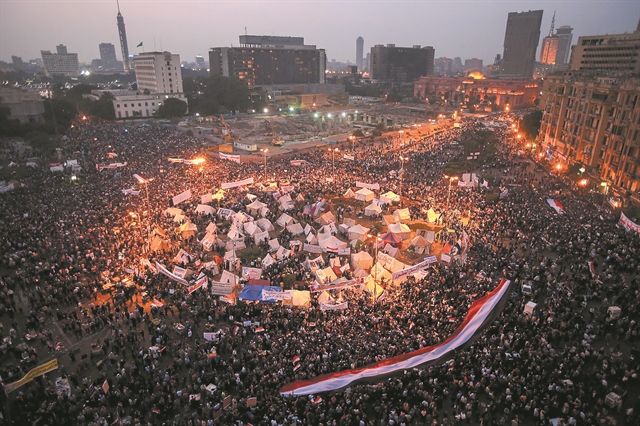 Από τον τηλέγραφο στο WhatsApp