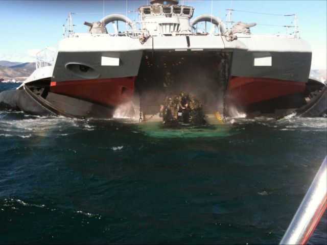 Μάχιμο ξανά το Χόβερκραφτ του Πολεμικού Ναυτικού