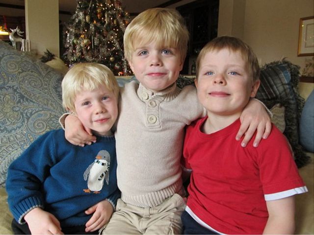 12 ετεροθαλή αδέλφια από έναν δωρητή σπέρματος