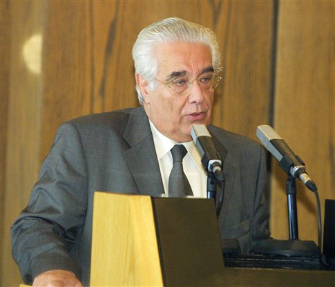 Πέθανε ο πιανίστας Αρης Γαρουφαλής, διευθυντής του Ωδείου Αθηνών