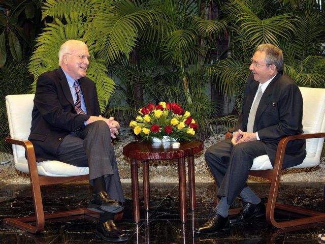 Αμερικανοί γερουσιαστές συναντήθηκαν με τον Ραούλ Κάστρο