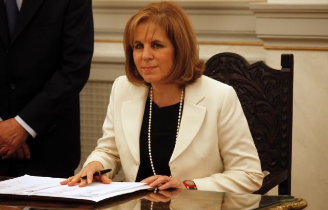 «Να ξαναβρεί τις ρίζες του το ΠΑΣΟΚ» ζητά η Εύη Χριστοφιλοπούλου