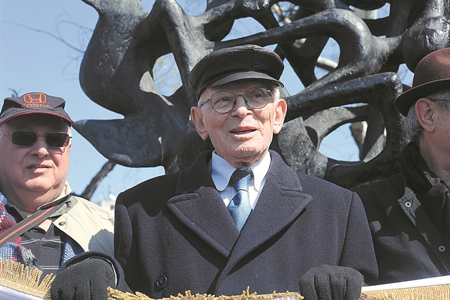 Η ωδίνη θανάτου του Μωσέ Αελιών