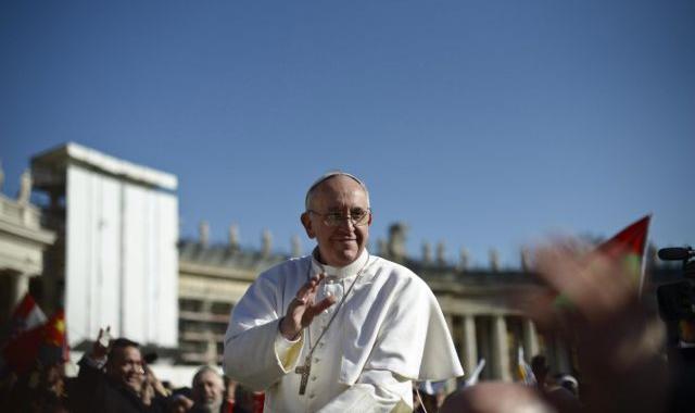 Ενα εκατομμύριο πιστοί στο Βατικανό για την ενθρόνιση του Πάπα Φραγκίσκου Α’
